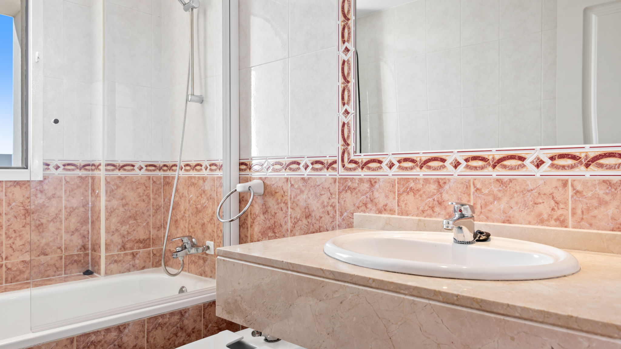Danubio Flat in Puerto Banus Ref M22