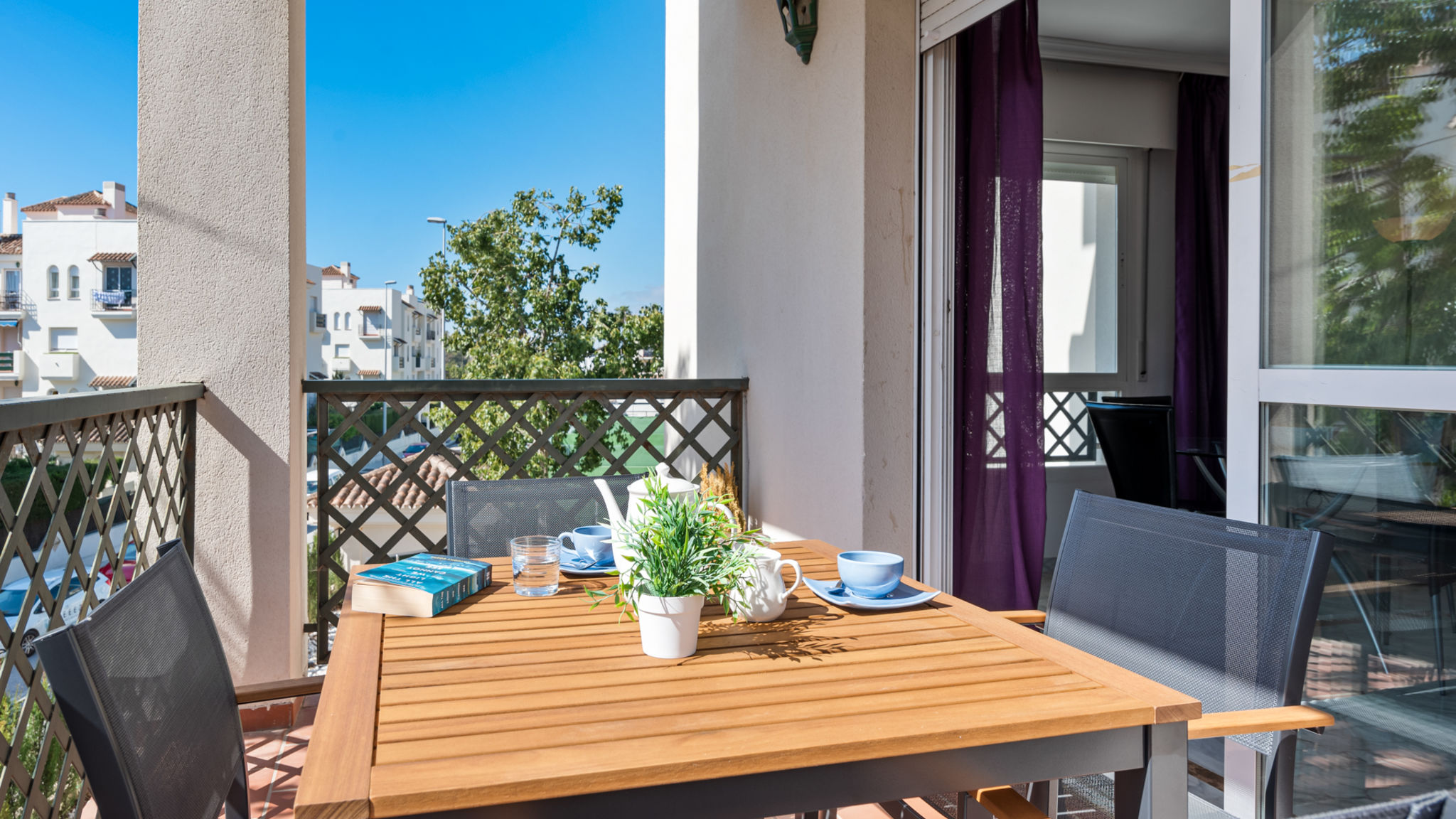 Bright apartment in Puerto Banus Ref M23
