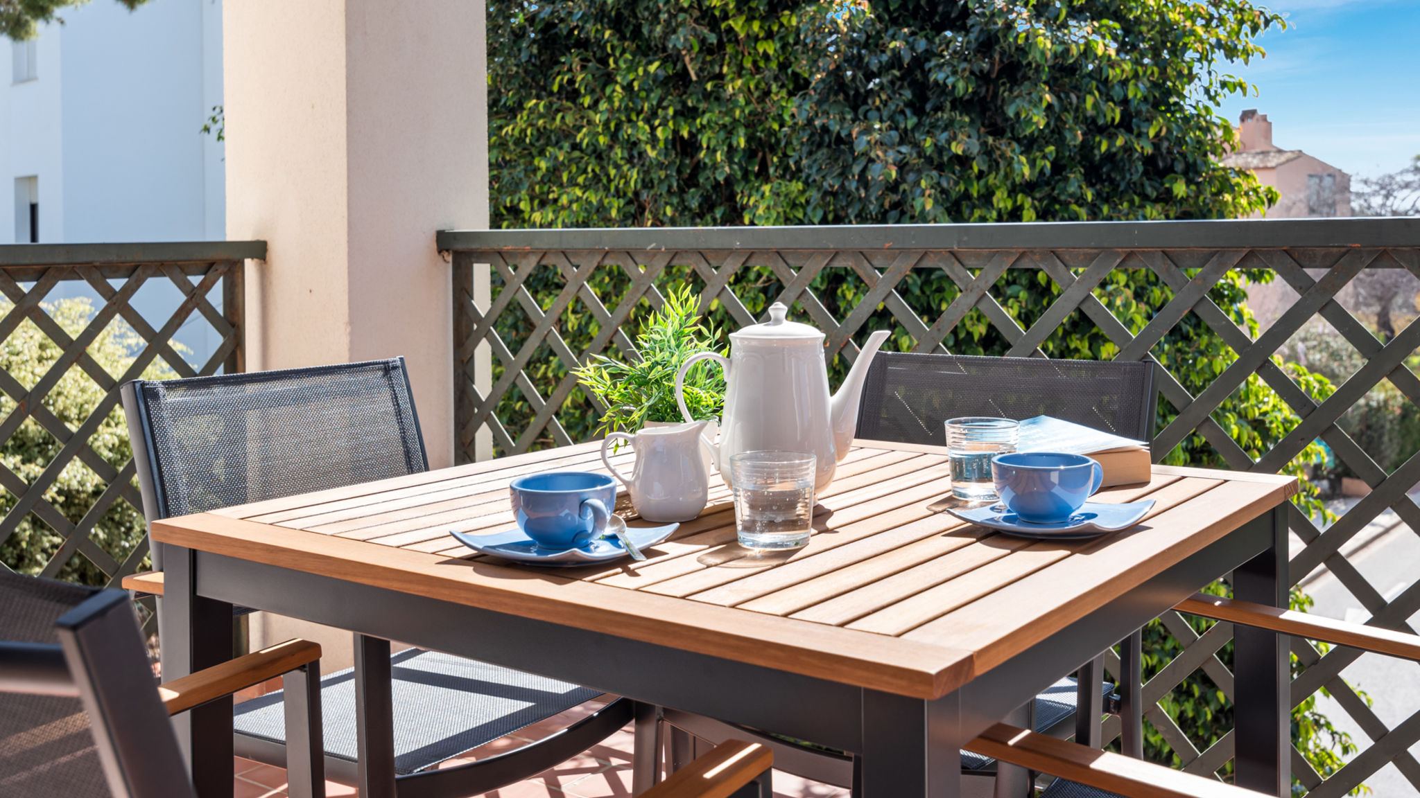 Bright apartment in Puerto Banus Ref M23