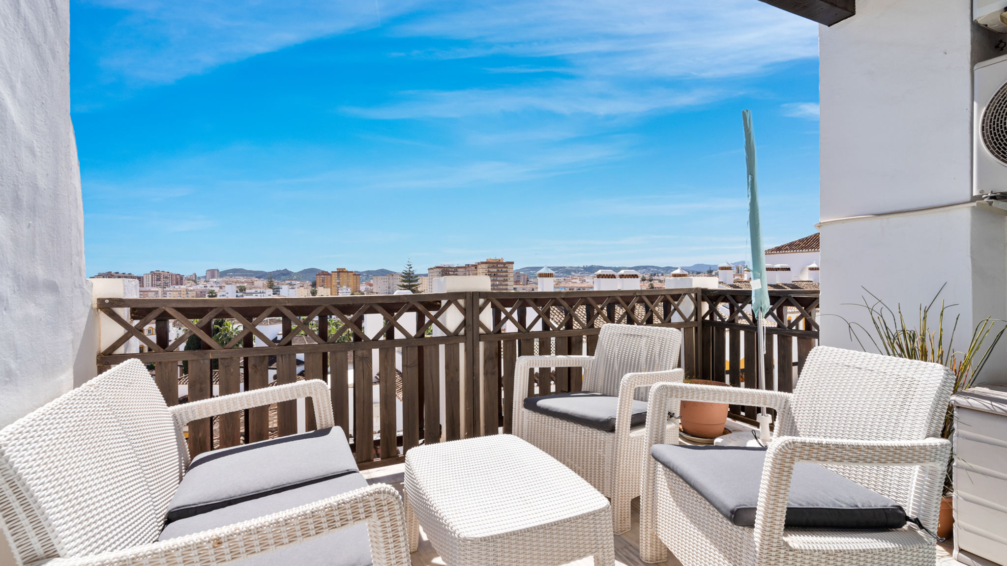 Puebla Lucia flat with pool in Fuengirola Ref 117 (OLD)