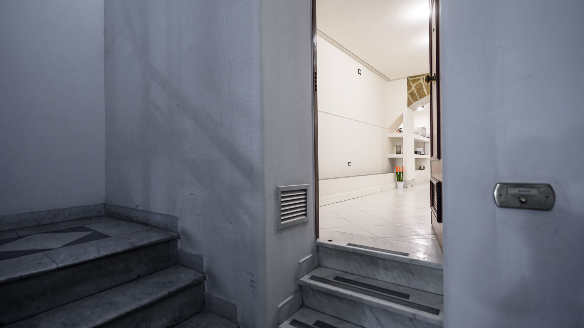 Via Bellini 44