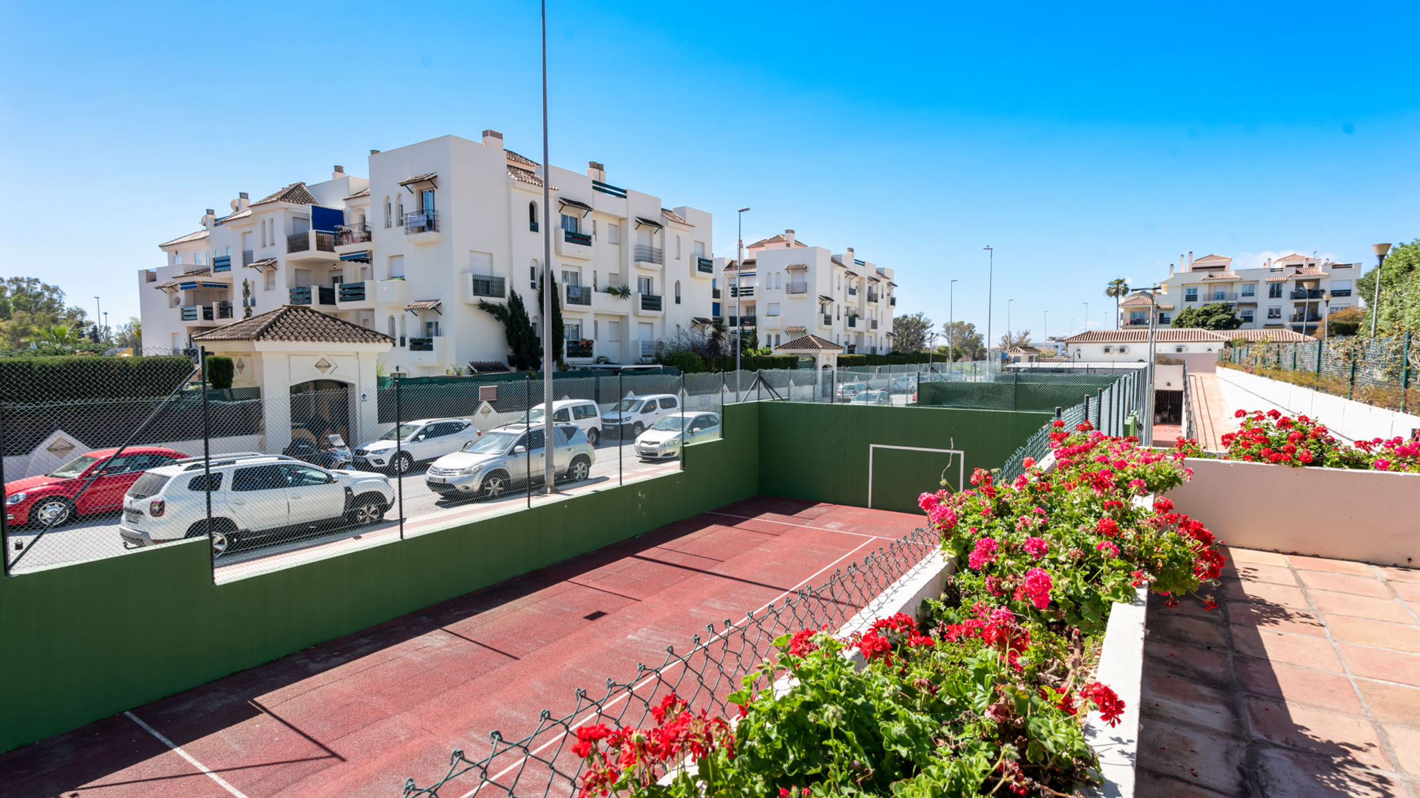 Bright apartment in Puerto Banus Ref M23