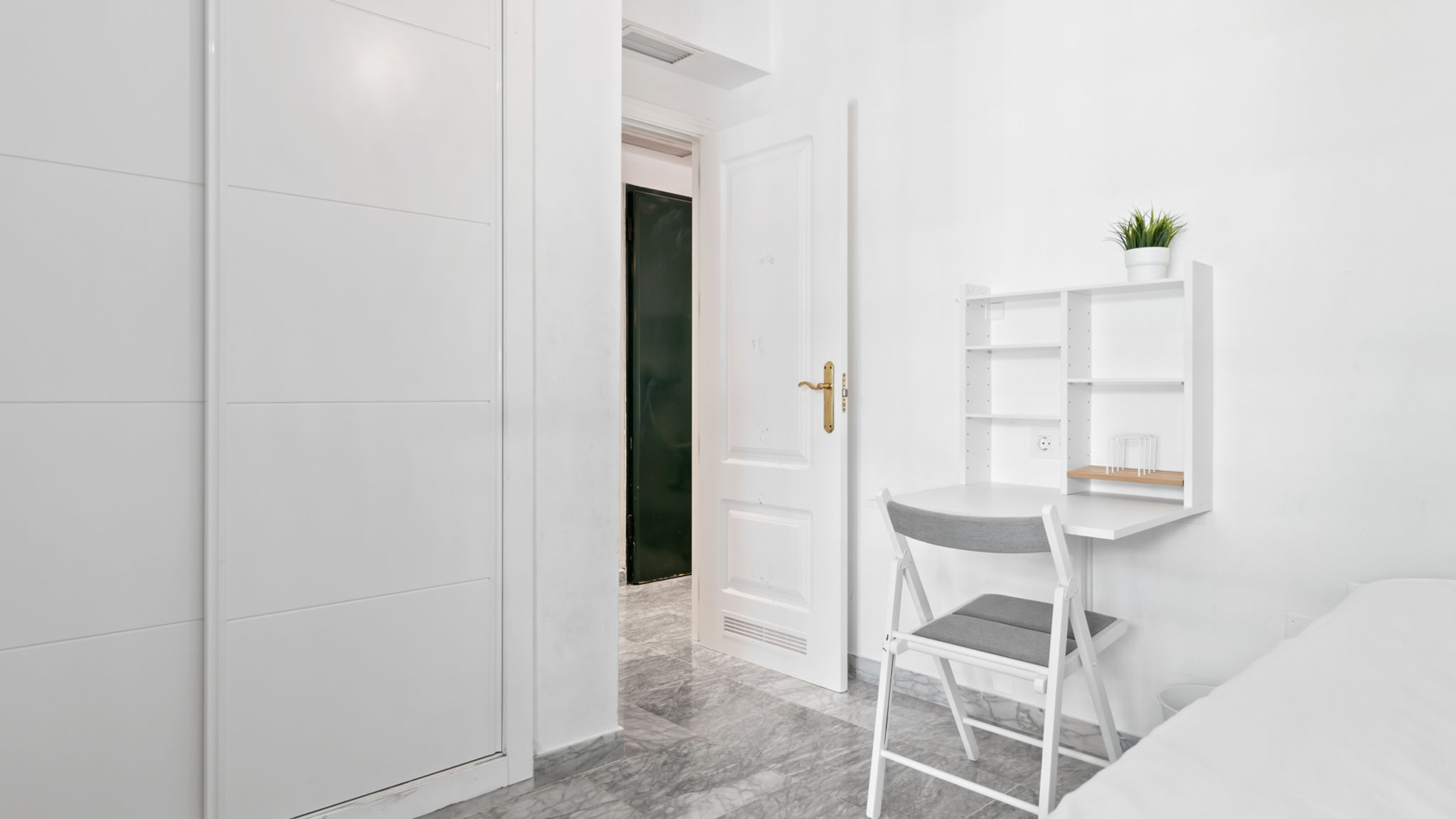Modern Flat in Marbella Ref M24