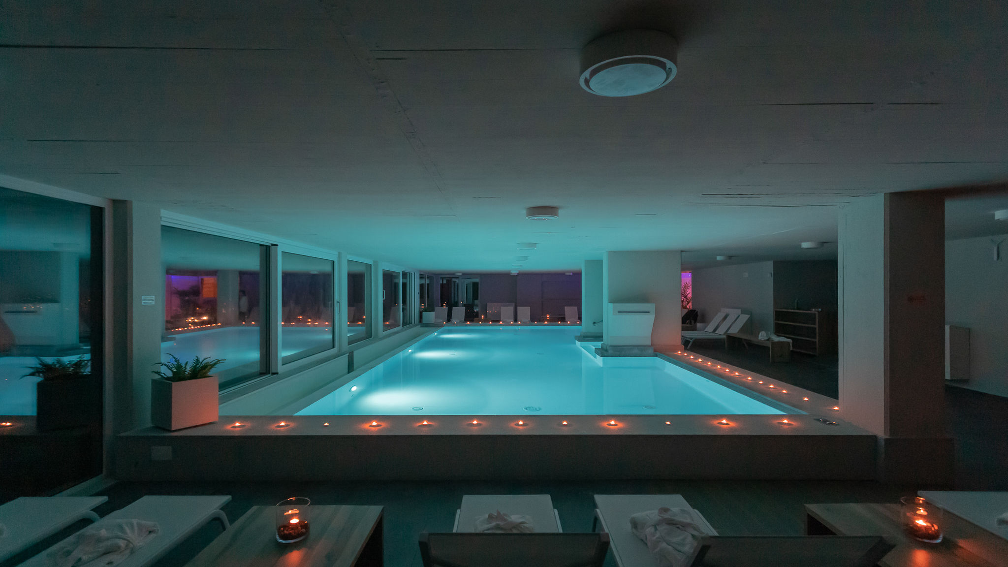 RentAllComo Vercana Valarin Milano, Luxury Apartment & Wellness