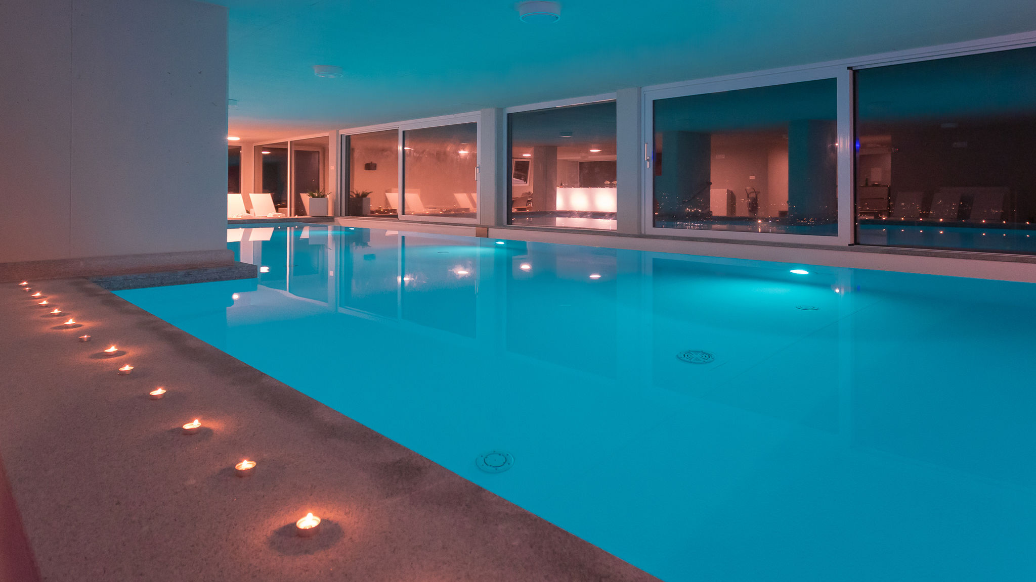 RentAllComo Vercana Valarin Milano, Luxury Apartment & Wellness