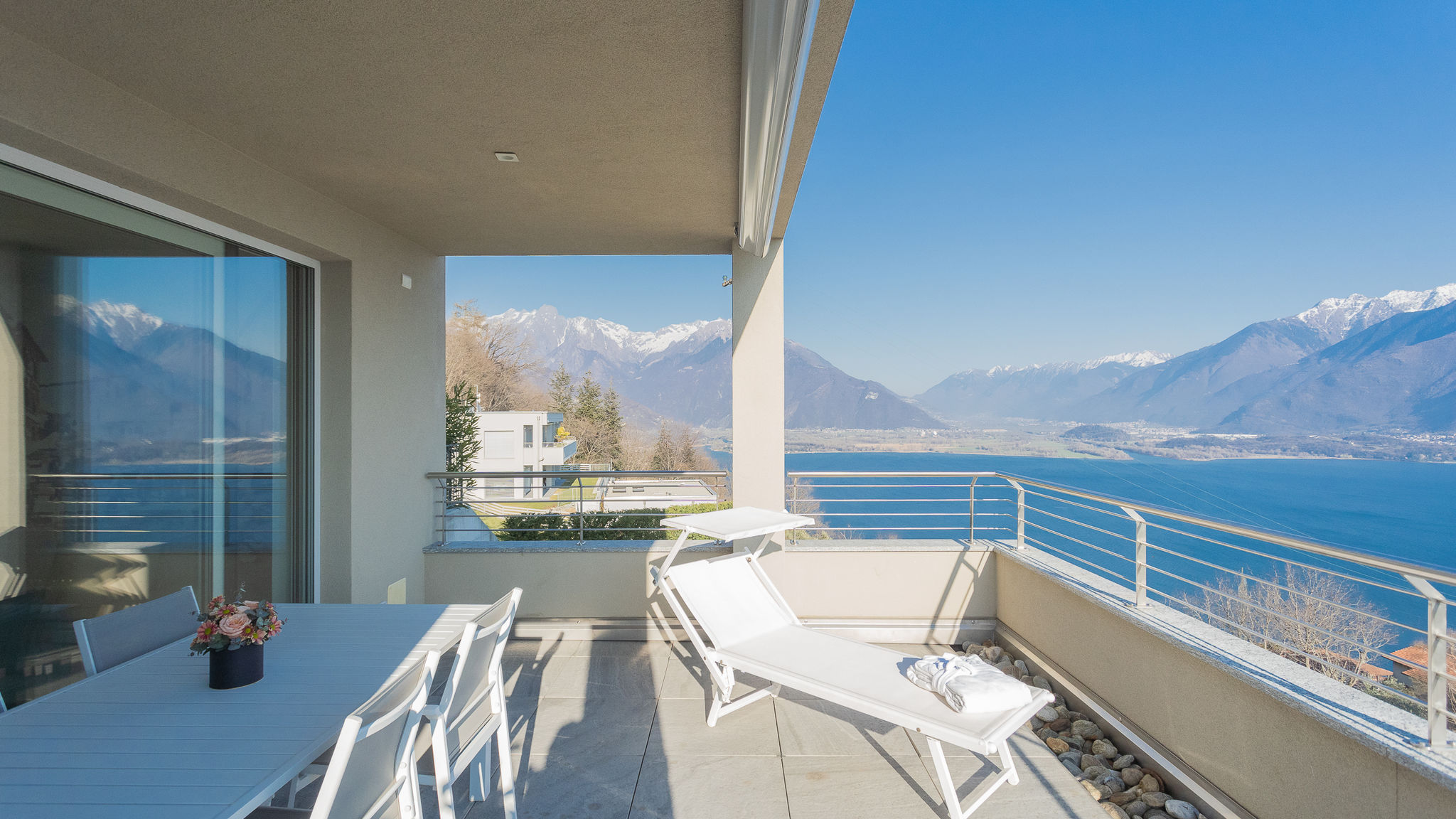 RentAllComo Vercana Valarin Roma, Luxury Apartment & Wellness 