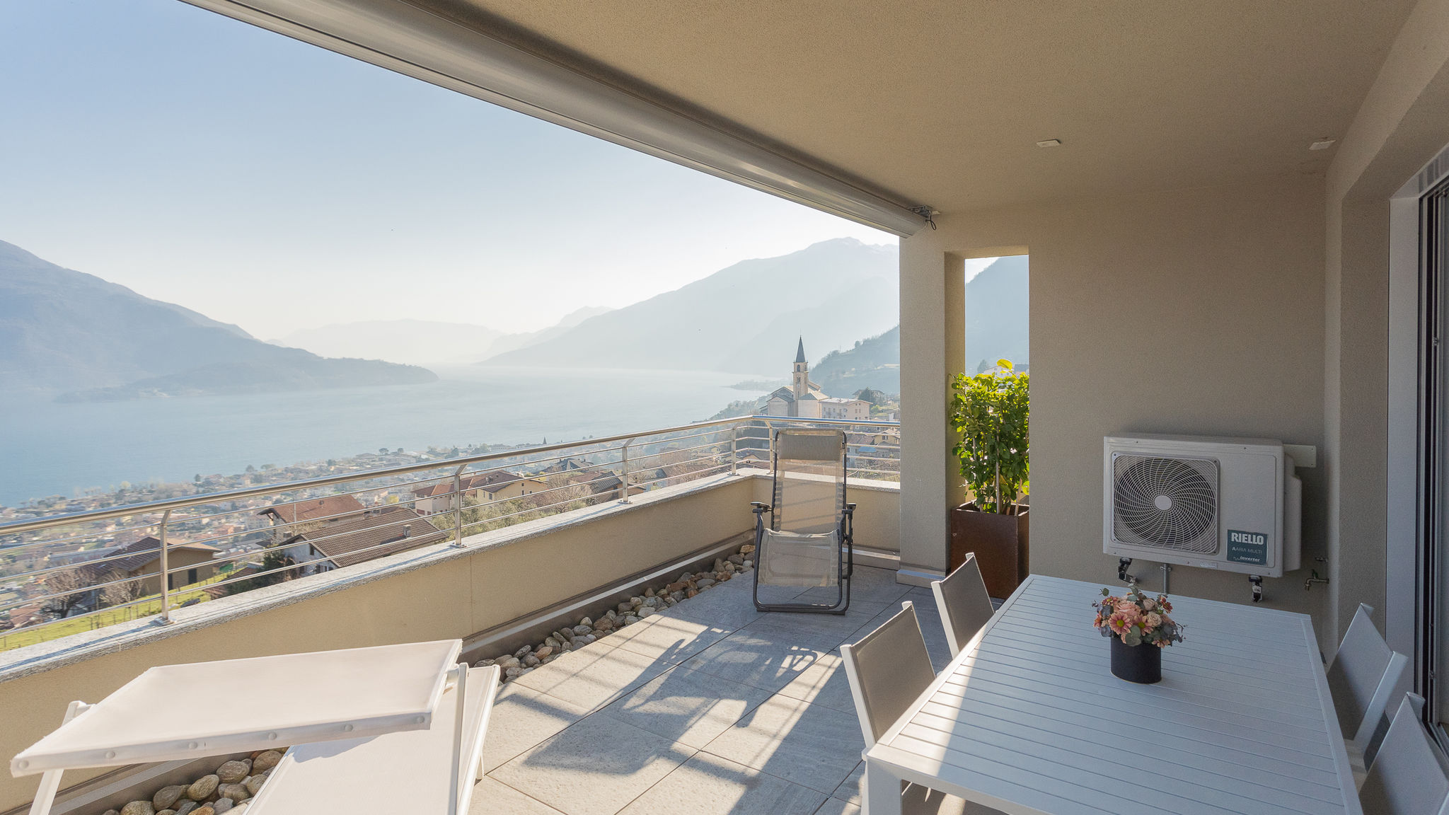 RentAllComo Vercana Valarin Roma, Luxury Apartment & Wellness 