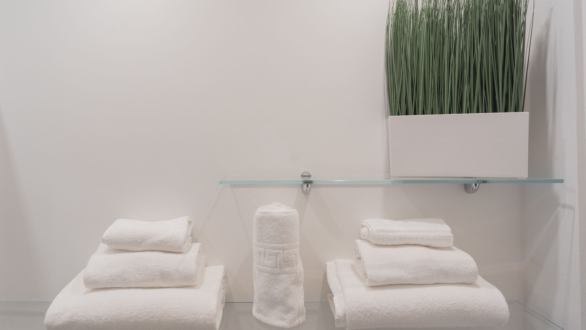RentAllComo Vercana Valarin Roma, Luxury Apartment & Wellness 