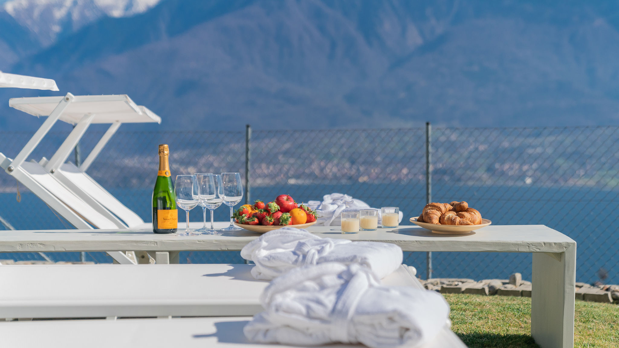 RentAllComo Vercana Valarin Roma, Luxury Apartment & Wellness 