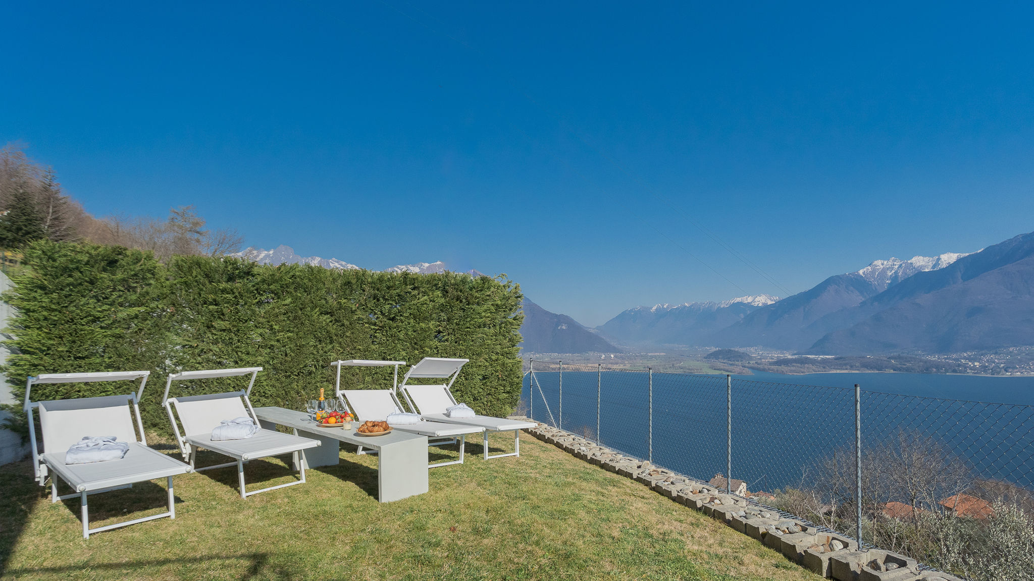 RentAllComo Vercana Valarin Roma, Luxury Apartment & Wellness 