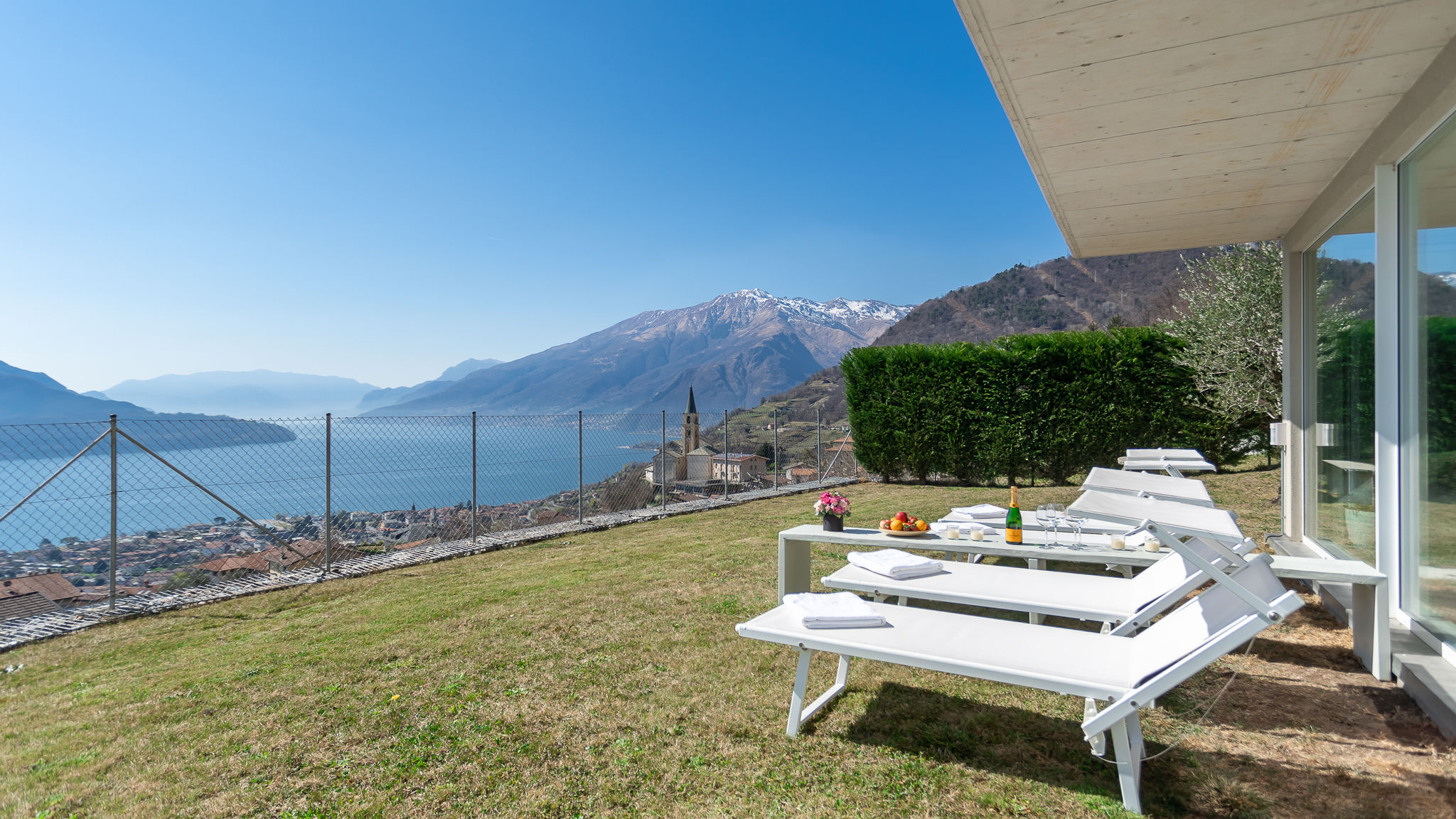 RentAllComo Vercana Valarin Roma, Luxury Apartment & Wellness 