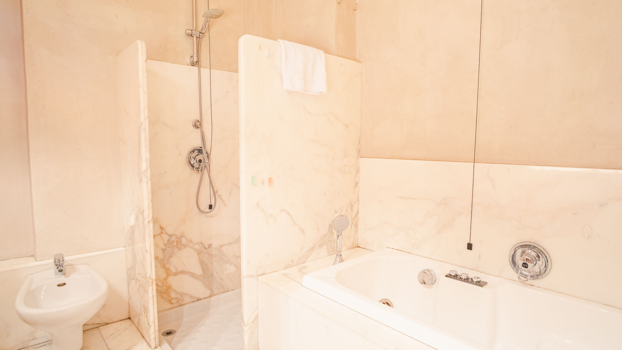 Italianway Desenzano del Garda Romantic Coast View