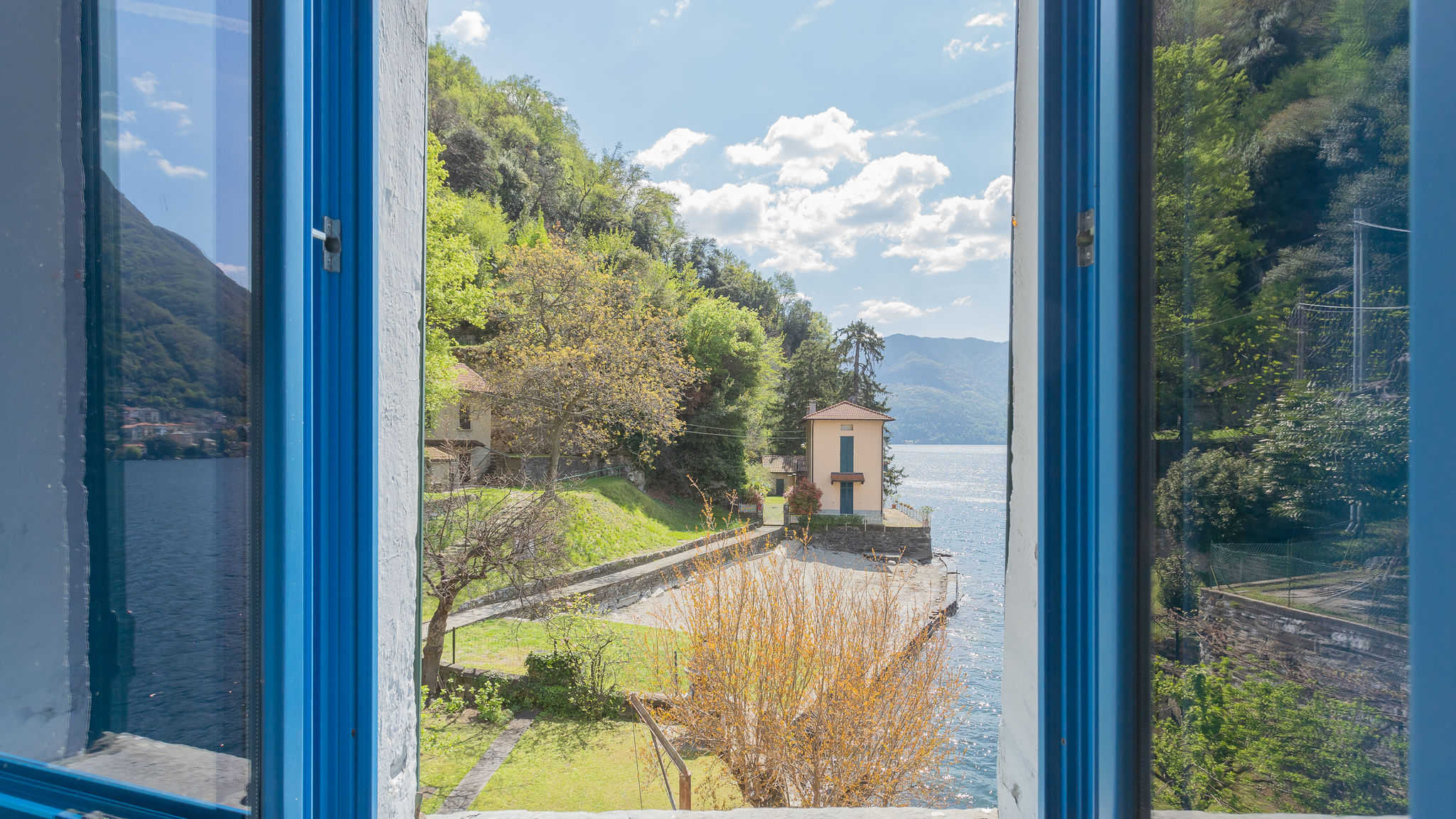 RentAllComo Nesso Deriva Apartment on Careno's Beach