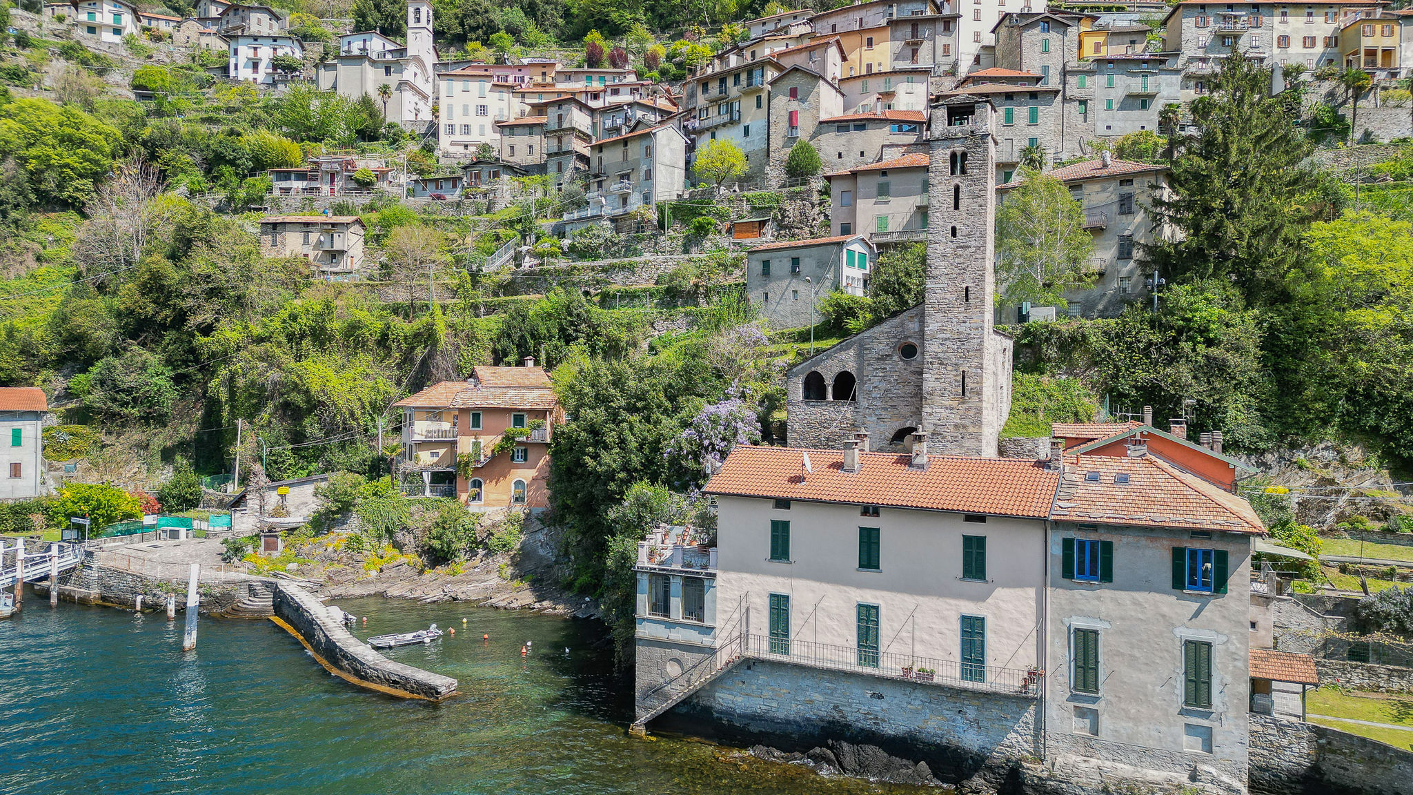 Italianway Nesso Deriva Apartment on Careno's Beach