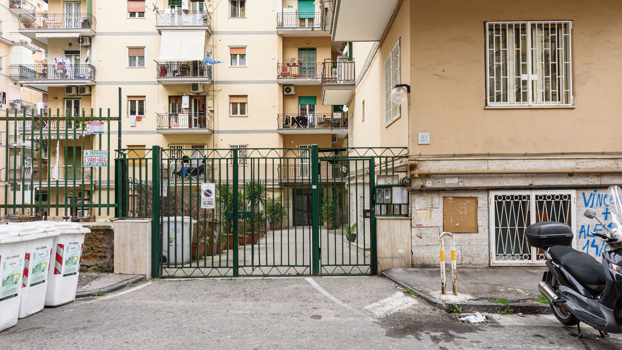 Via Mario Ruta 31