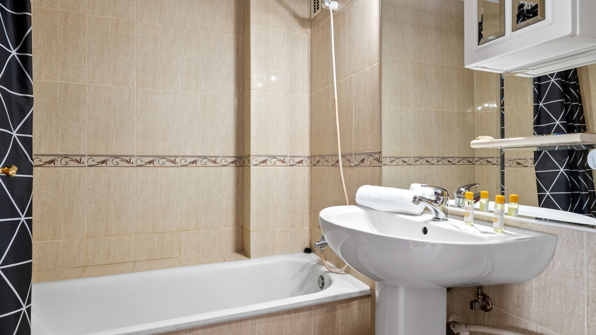 Sunset apartment with pool in El Faro Ref 211 (OLD)