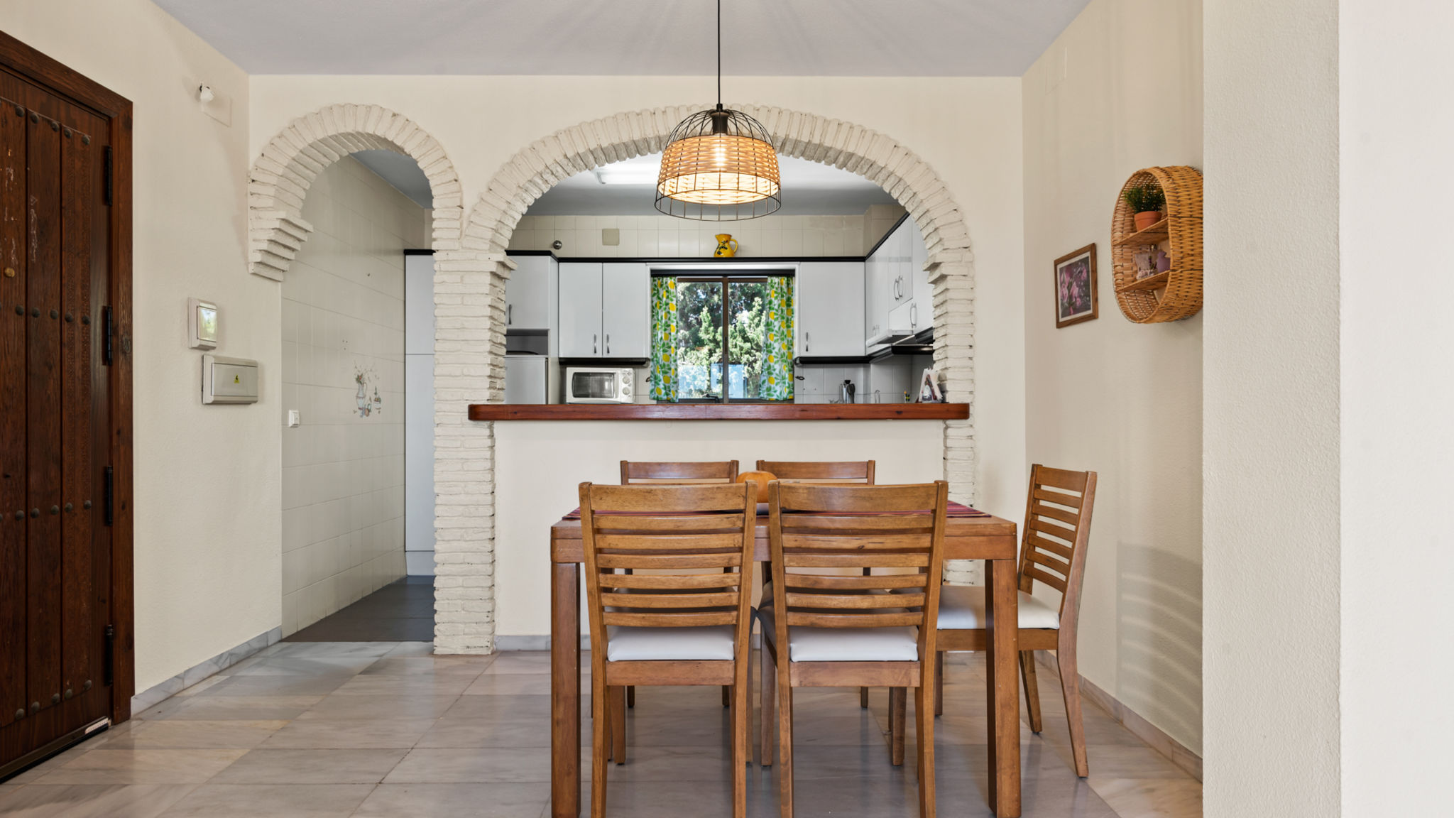 Family apt with pool by Costarentals - Ref 208