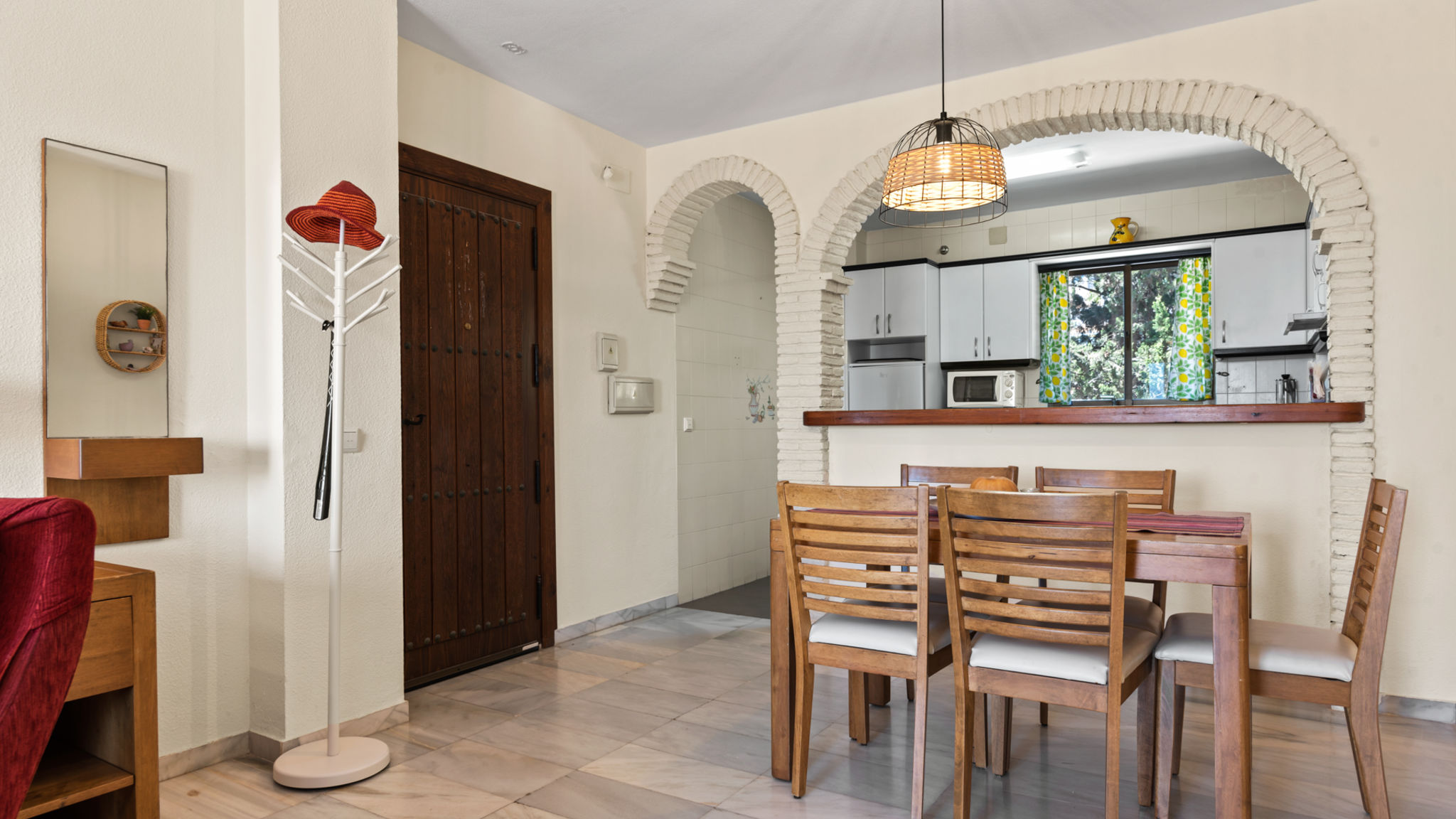 Family apt with pool by Costarentals - Ref 208