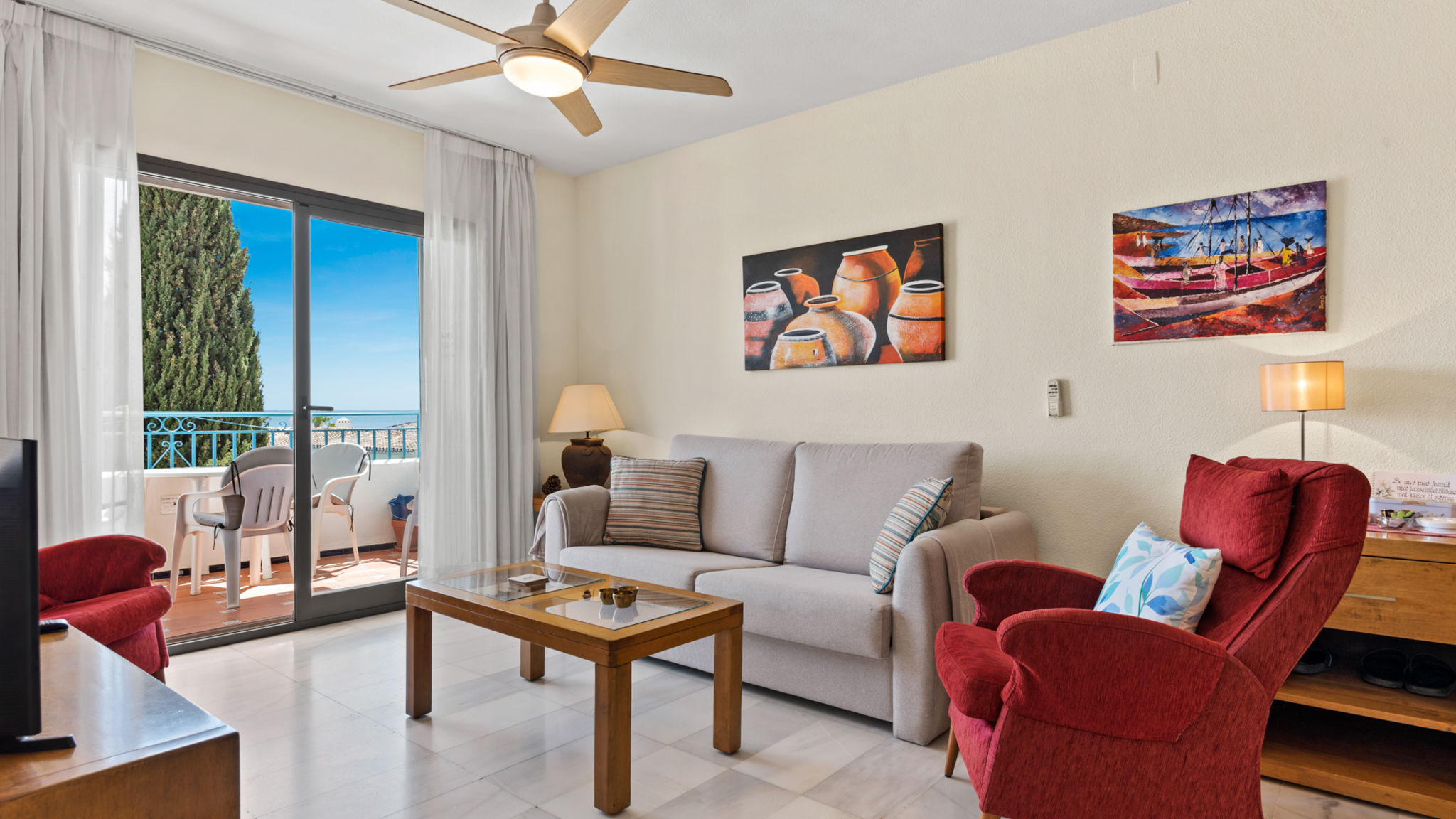 Family apt with pool by Costarentals - Ref 208
