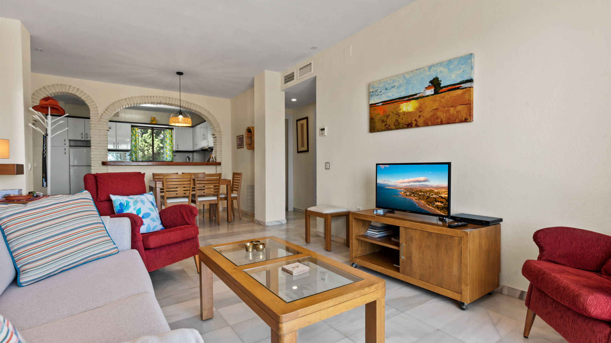 Family apt with pool by Costarentals - Ref 208