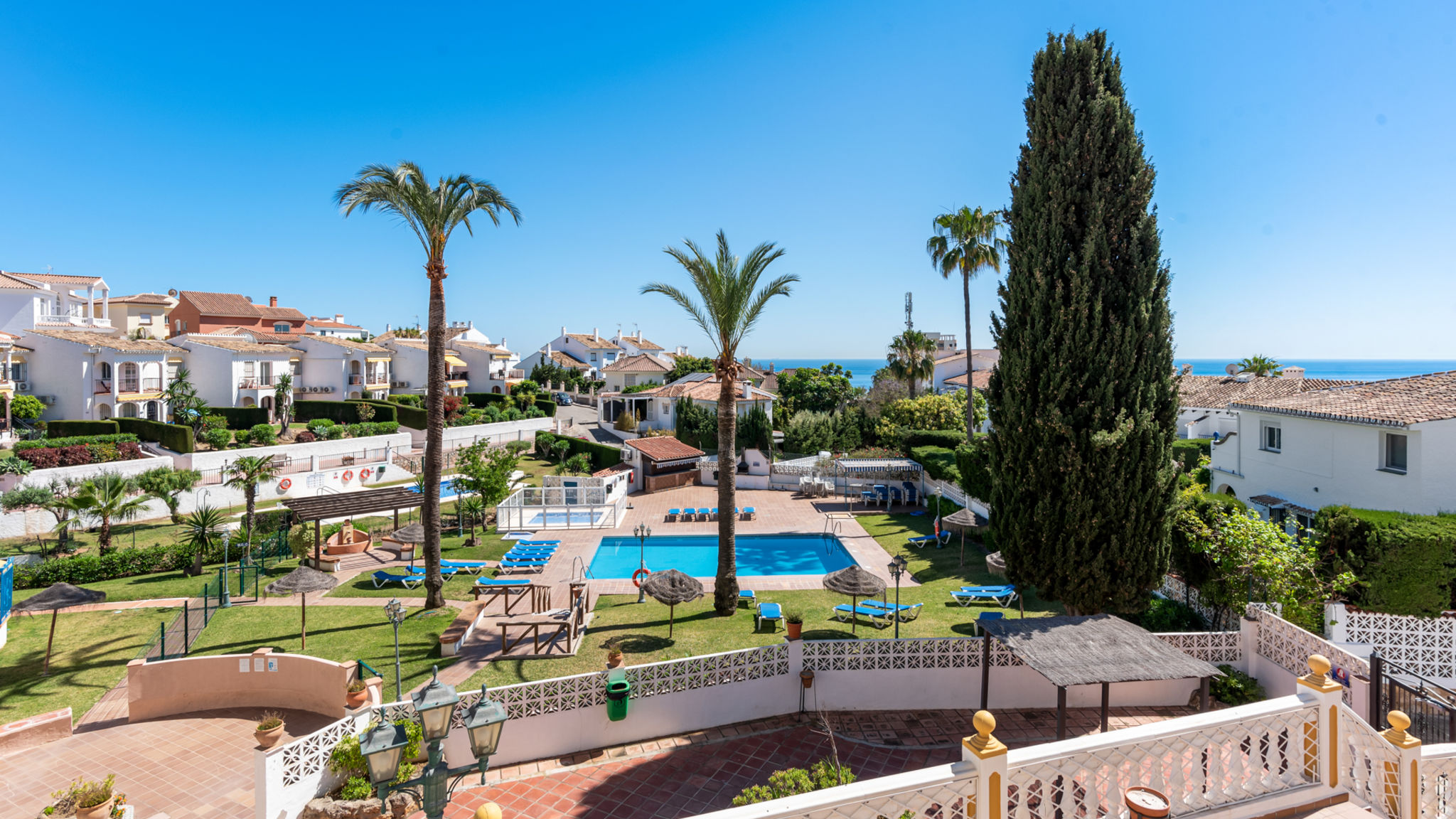 Family apt with pool by Costarentals - Ref 208