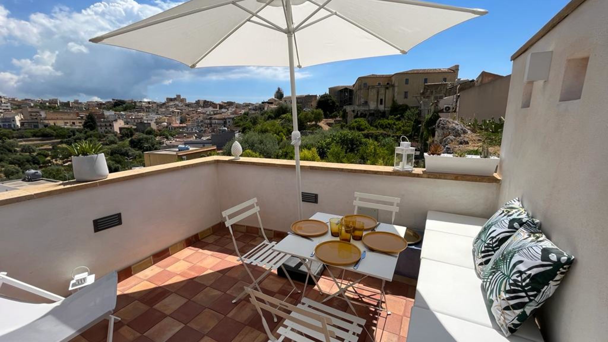 Terrace House Noto