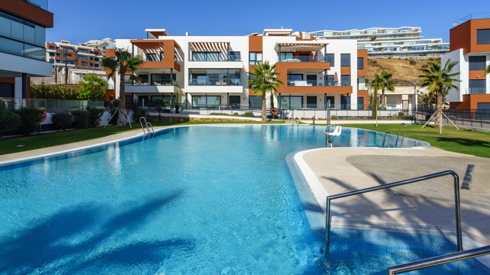 Design apartment with pool in Carvajal - Ref 213