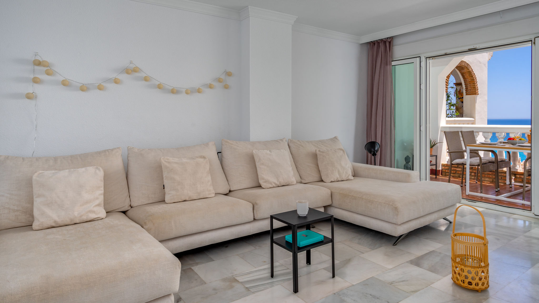 Spacious family apartment in Carvajal - Ref 210