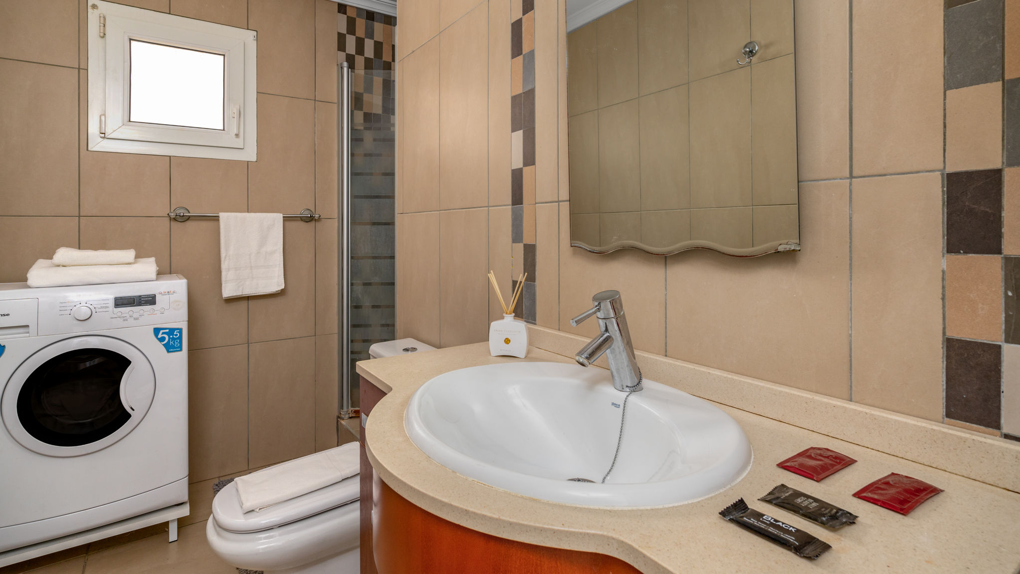 Spacious family apartment in Carvajal - Ref 210