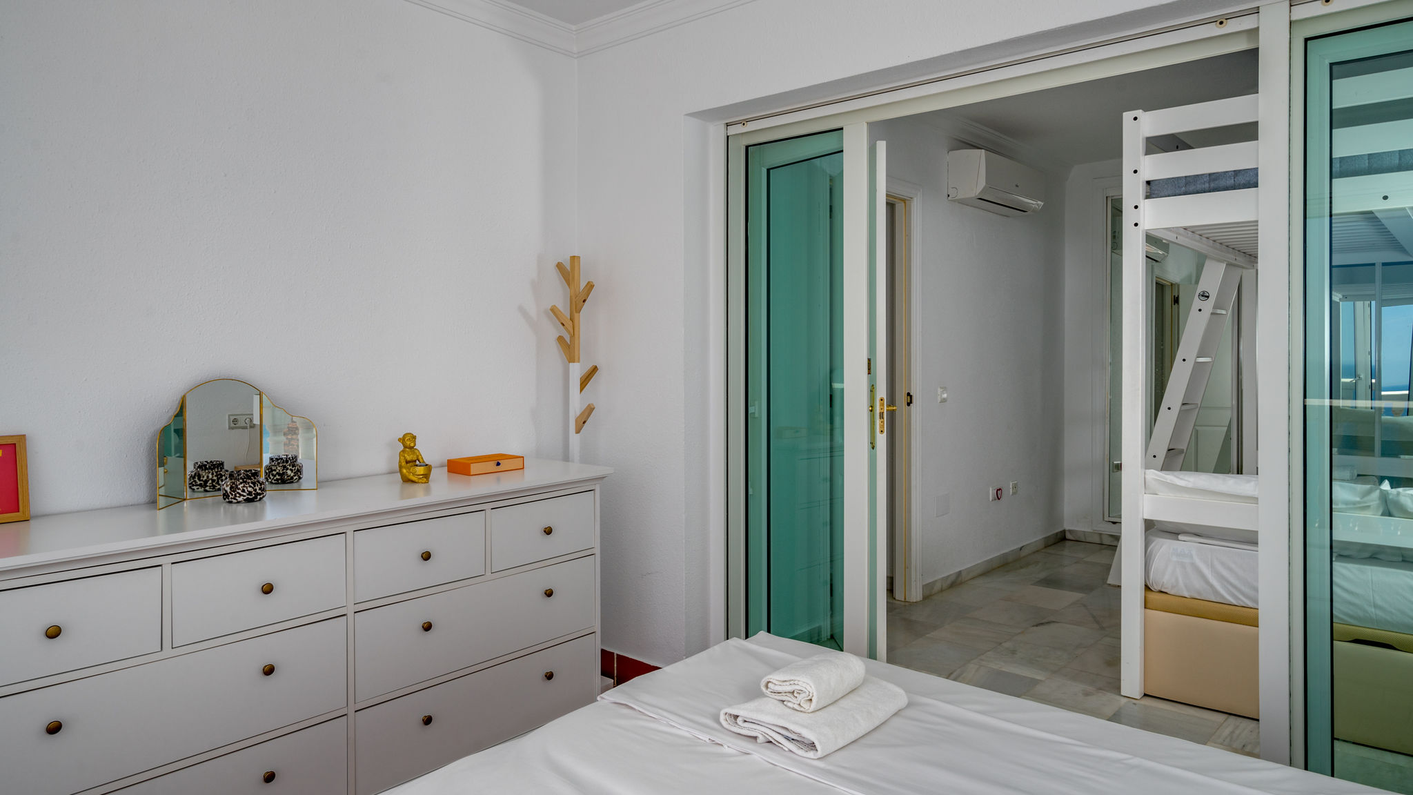 Spacious family apartment in Carvajal - Ref 210