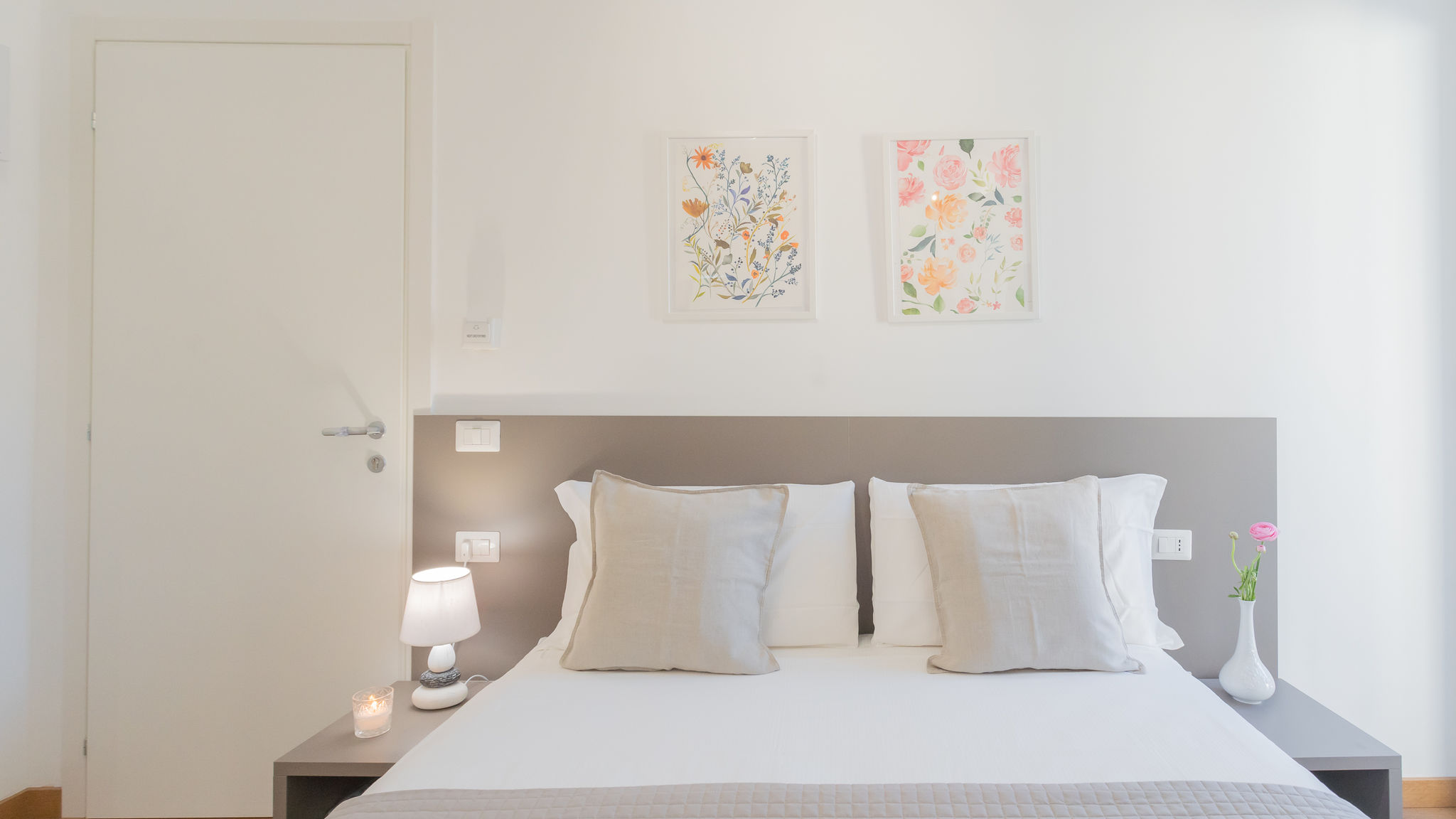 RentAllComo Torno Pozzo Vertical Apartment with garden and parking