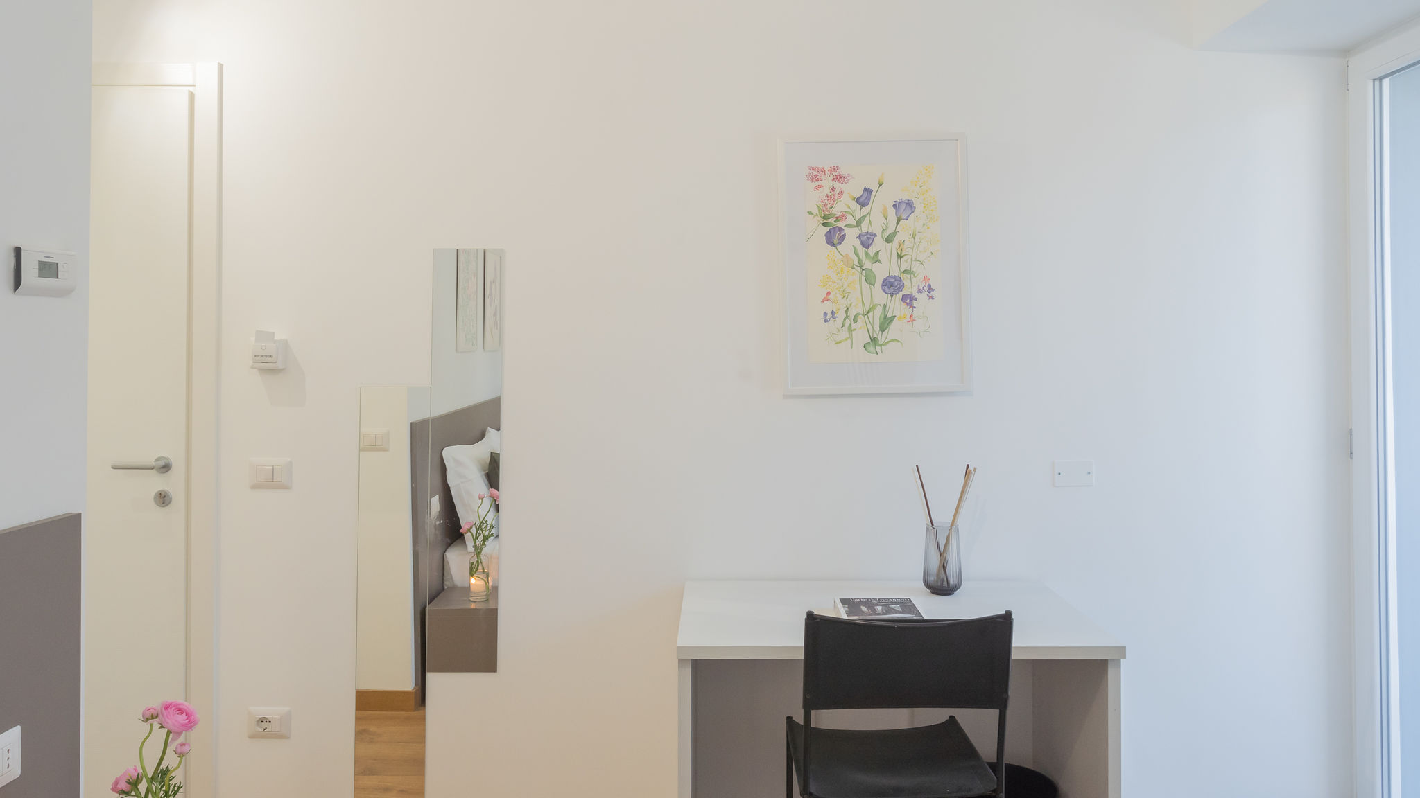 RentAllComo Torno Pozzo Vertical Apartment with garden and parking