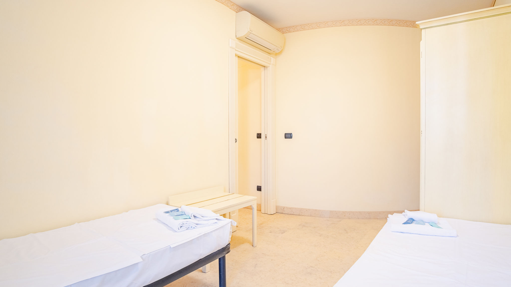 Italianway Desenzano del Garda 103 Relais du Lac Village