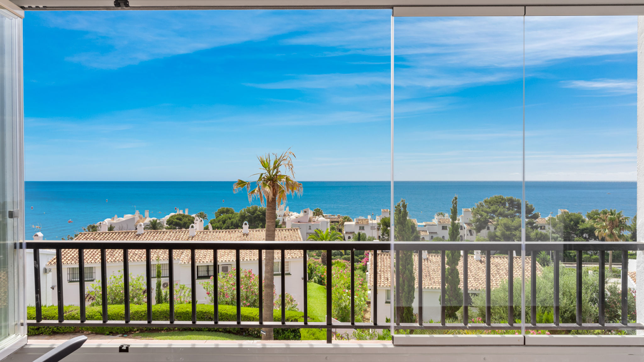 Panoramic apartment with pool Ref 234