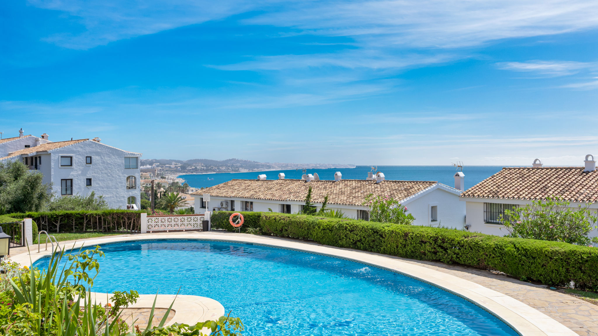 Panoramic apartment with pool Ref 234