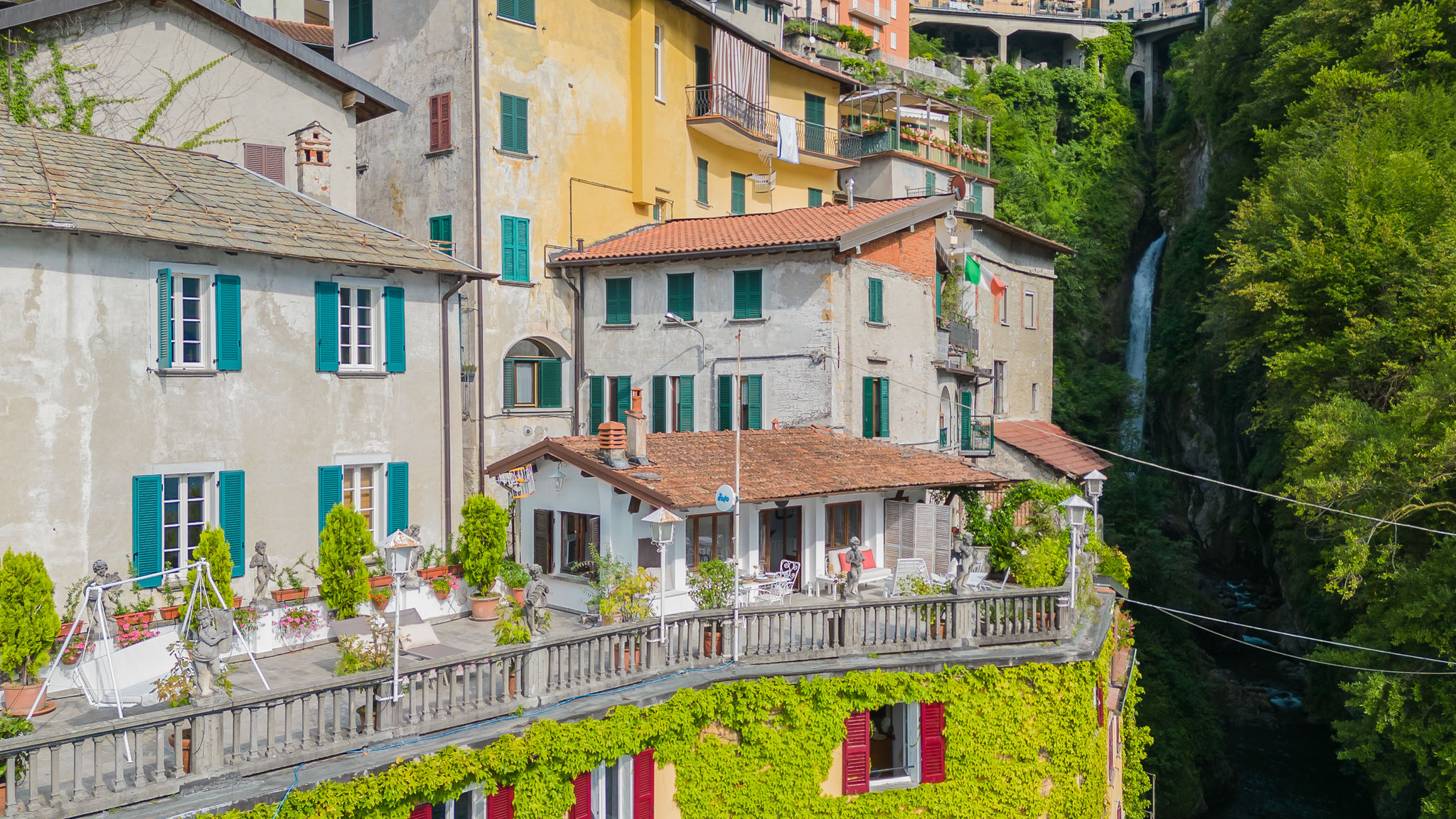 RentAllComo Nesso Terrace on Orrido di Nesso Waterfall 