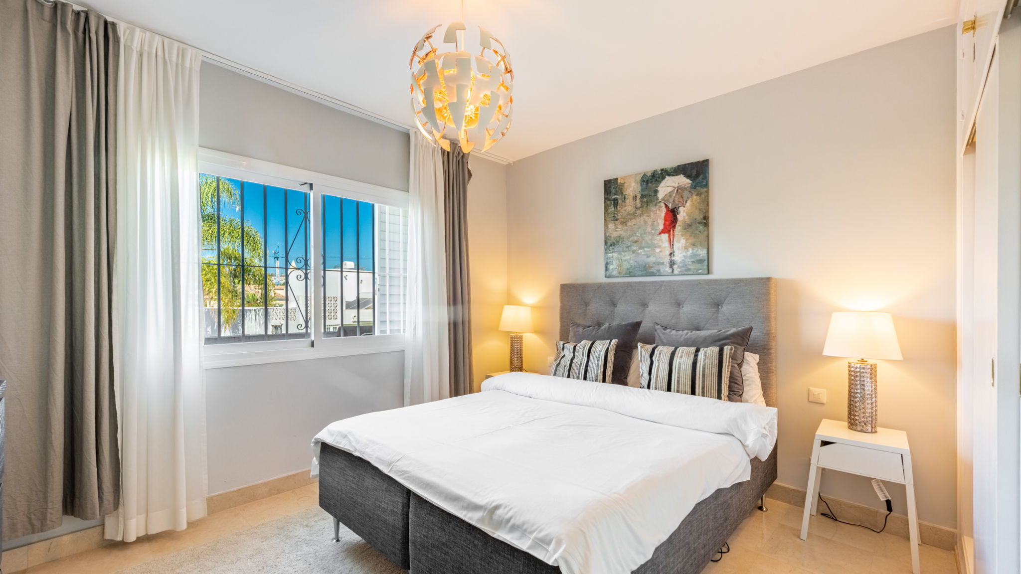 Costarentals Marbella Stunning Puerto Banus apartment by Beach by Costarentals -  M30