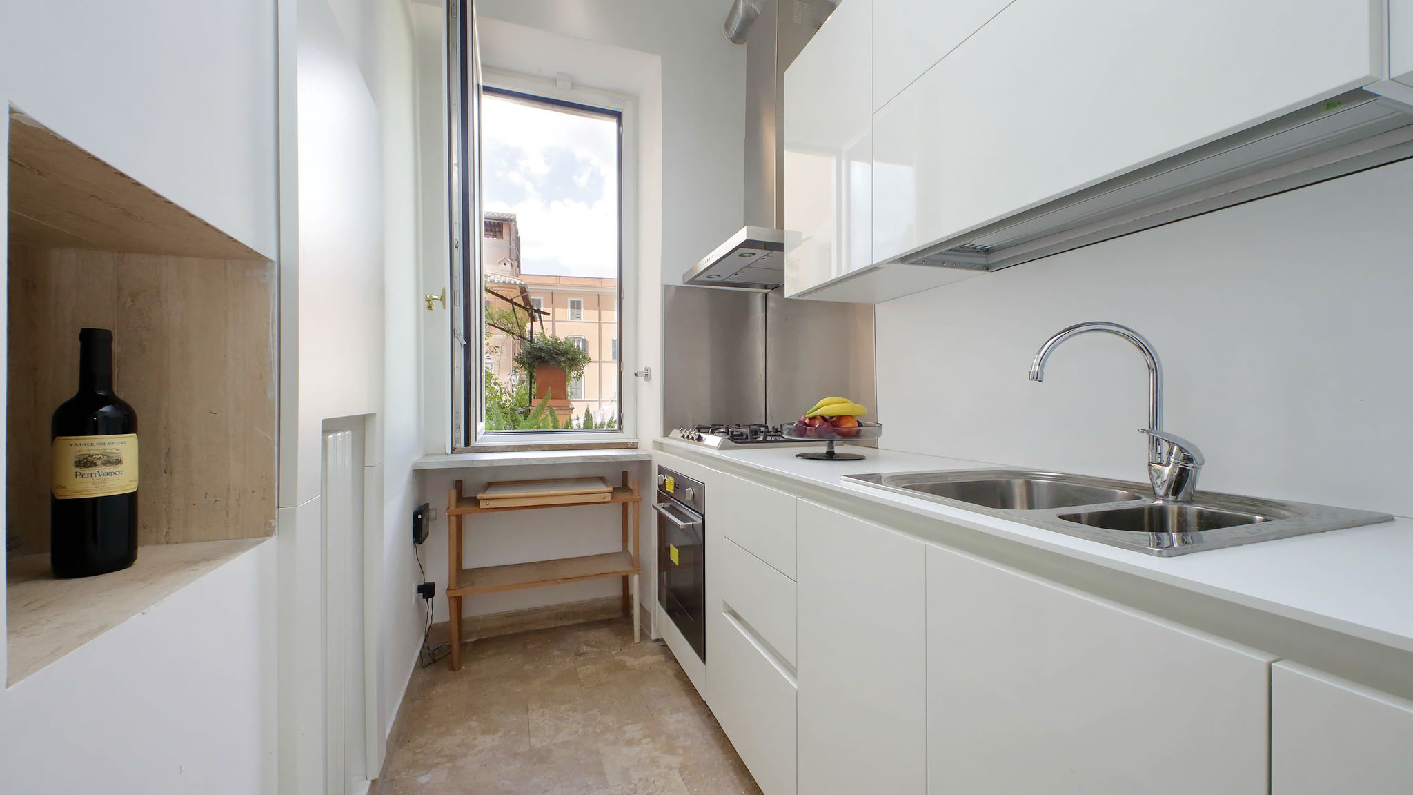 Italianway Roma On The Steps