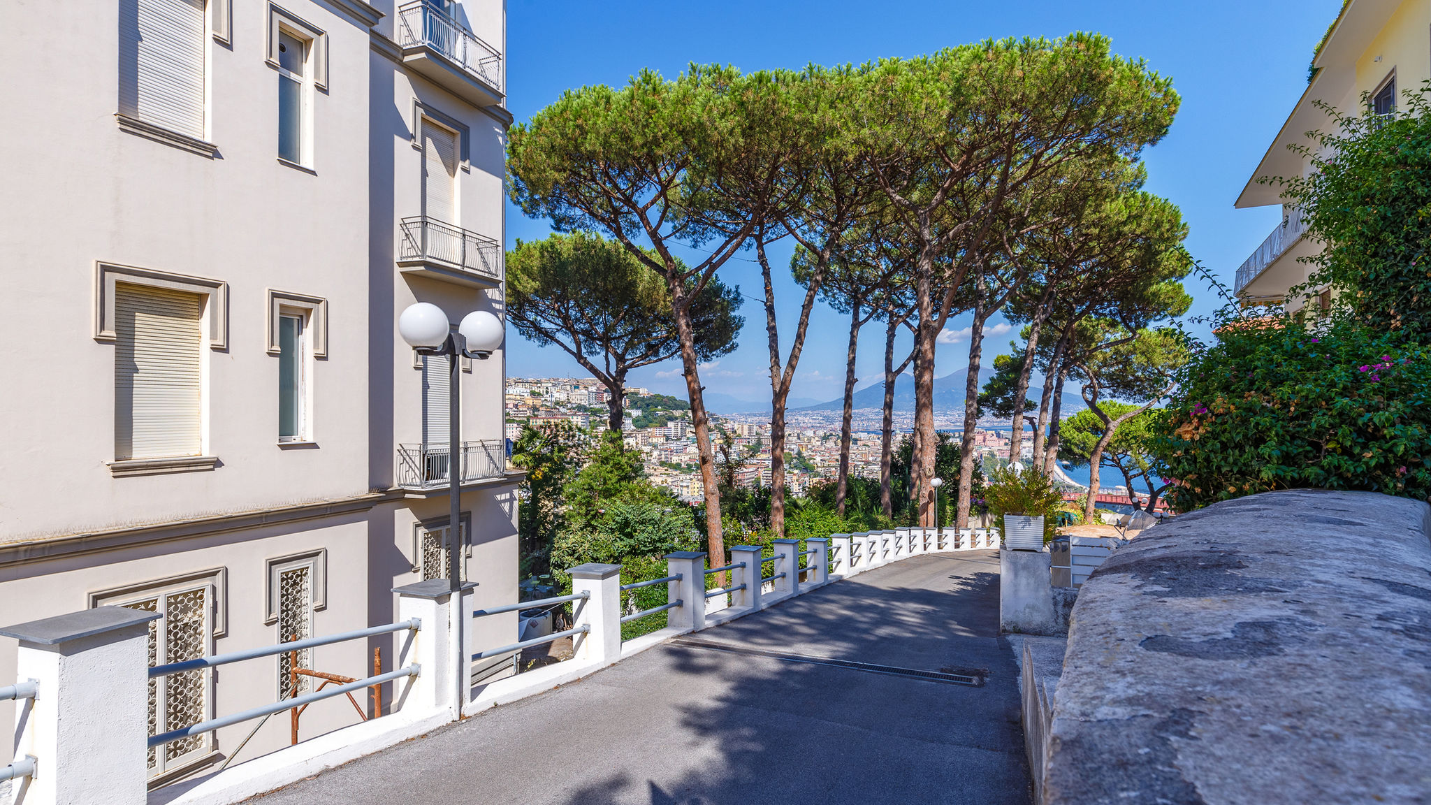 Italianway Napoli  Romantic Place with Pines, cats and Stunning view - Lovely Frame