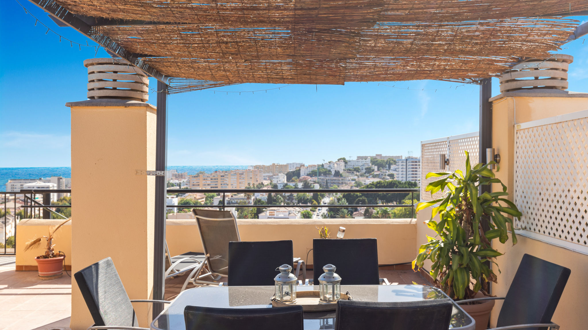 Costarentals Torremolinos Seaview terrace in Torremolinos by Costarentals - Ref 233