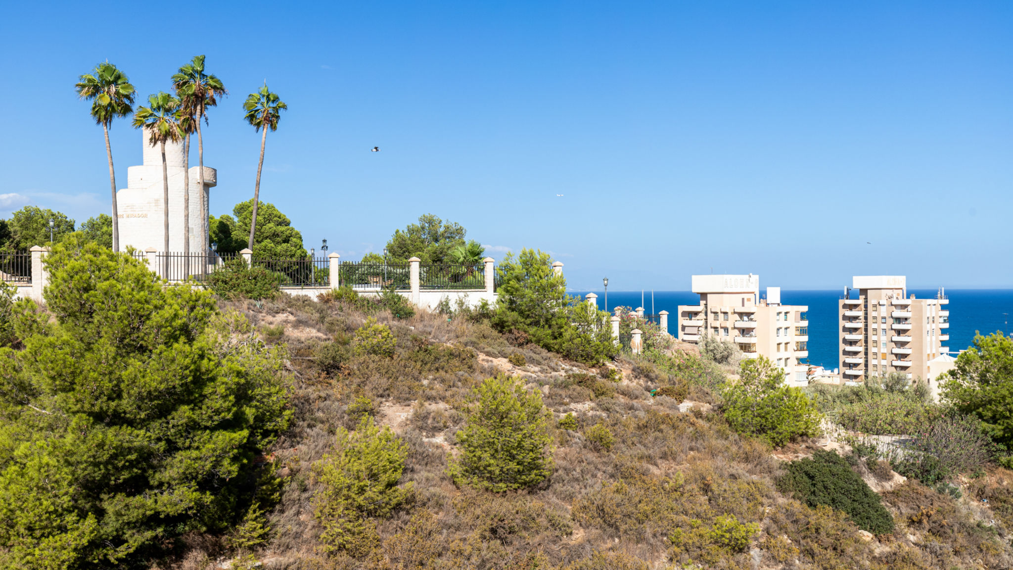 Costarentals Torremolinos Seaview terrace in La Carihuelas - Ref 233