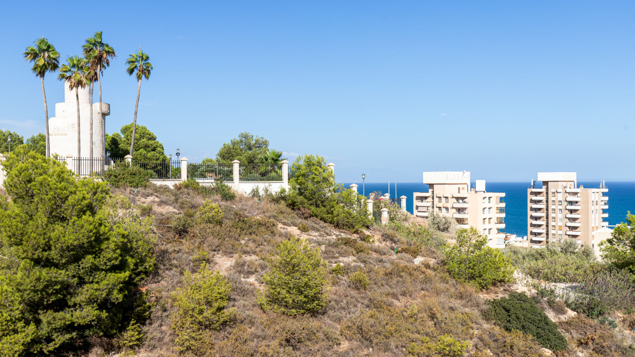 Costarentals Torremolinos Seaview terrace in La Carihuelas - Ref 233