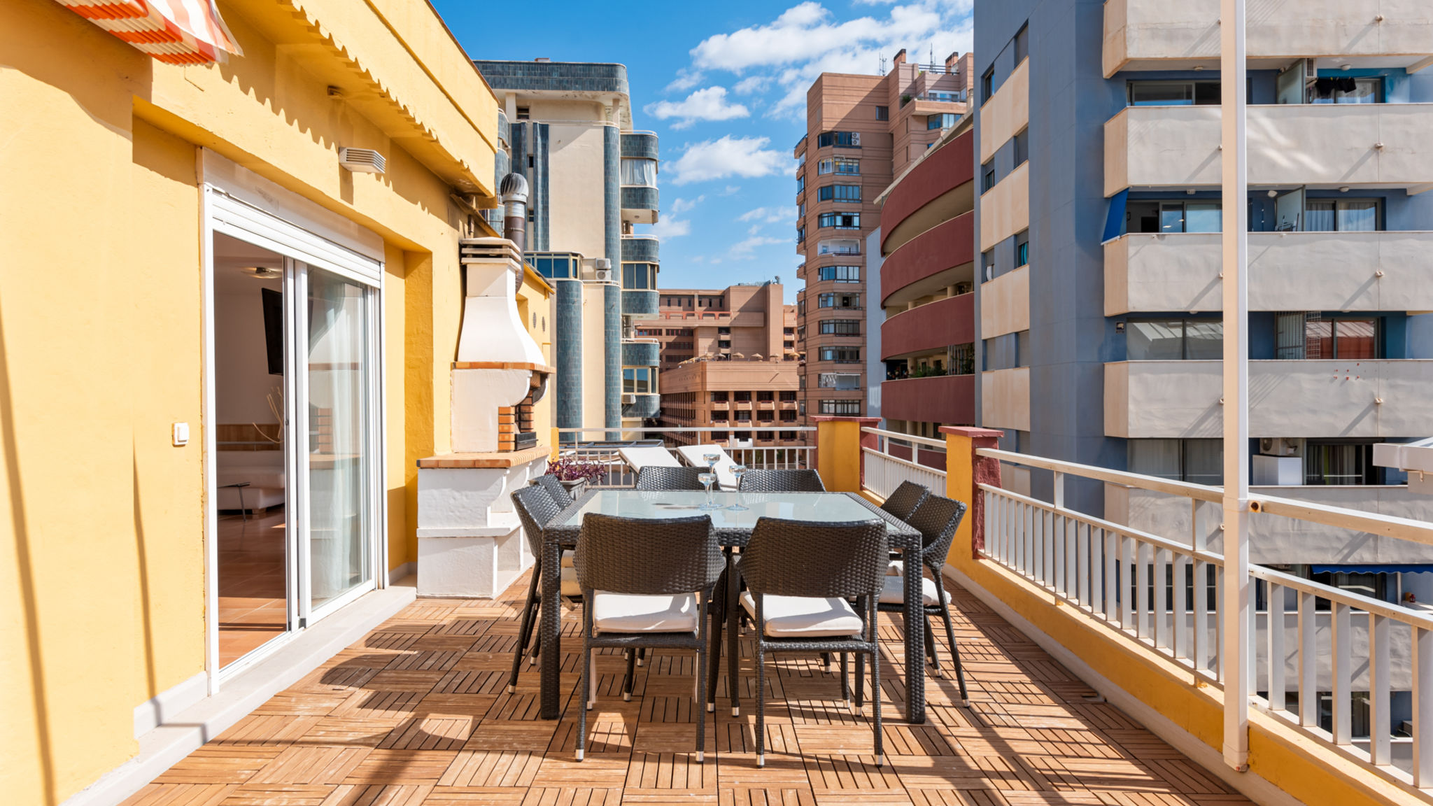 Sunny rooftop by Fuengirola harbour - Ref 232_OLD_OWNER