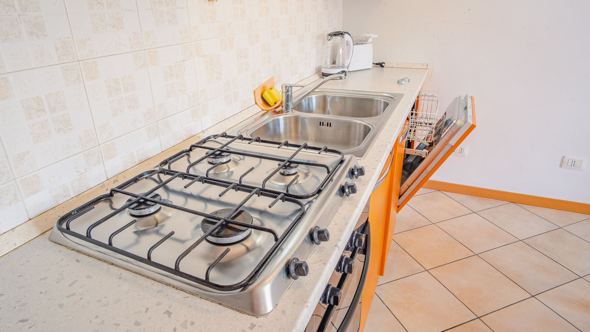 Italianway Desenzano del Garda Garda Orange Apartment