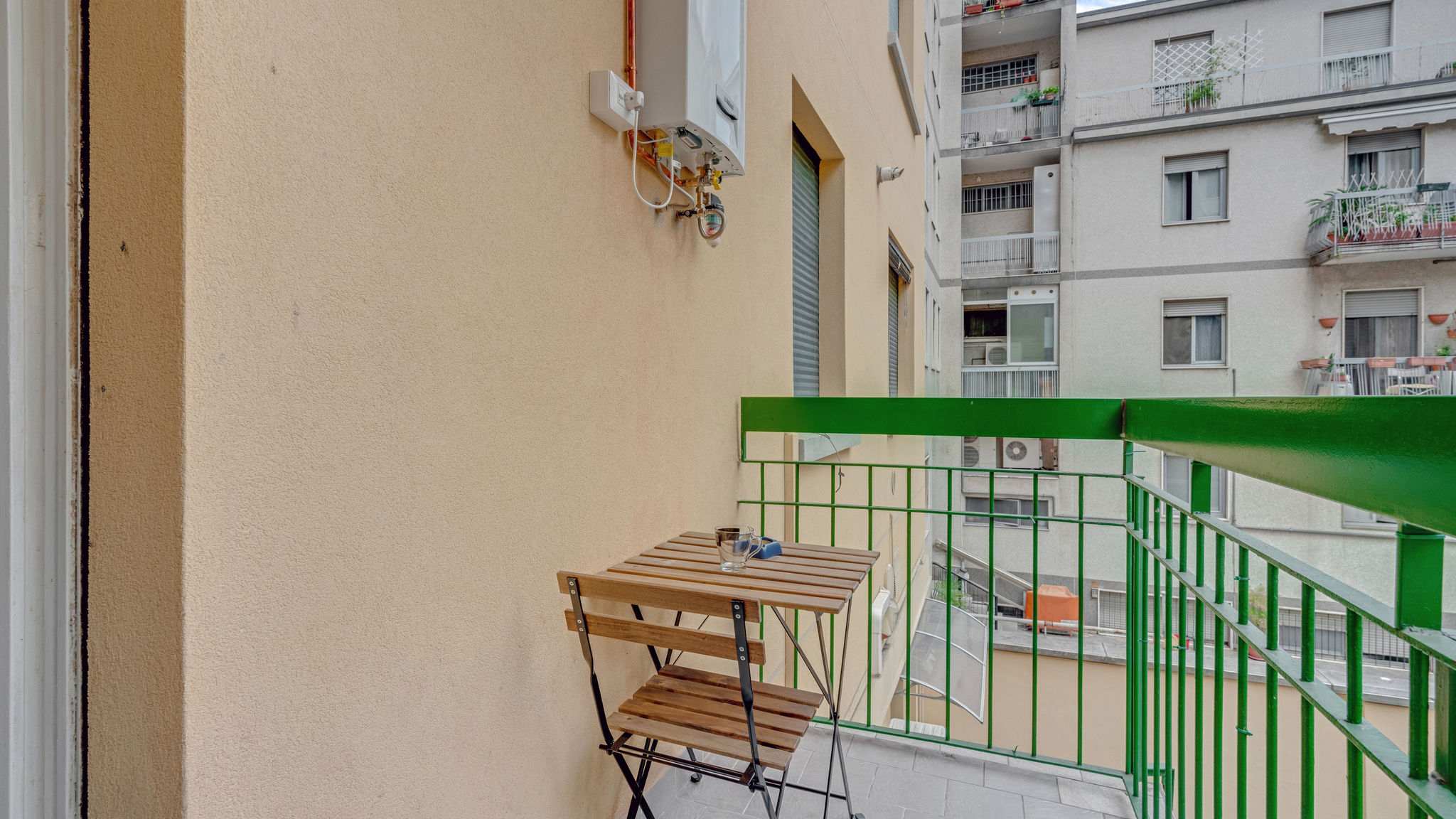 ITS HOME - Colonna 10