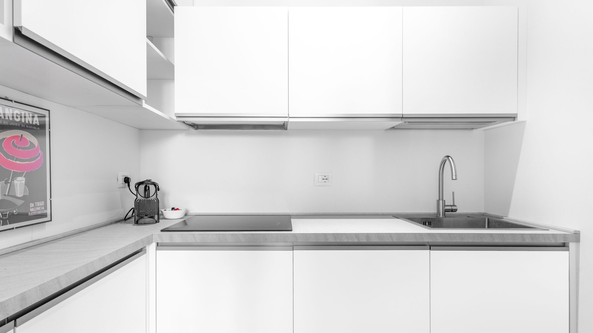 ITS HOME - Martiri Oscuri 10