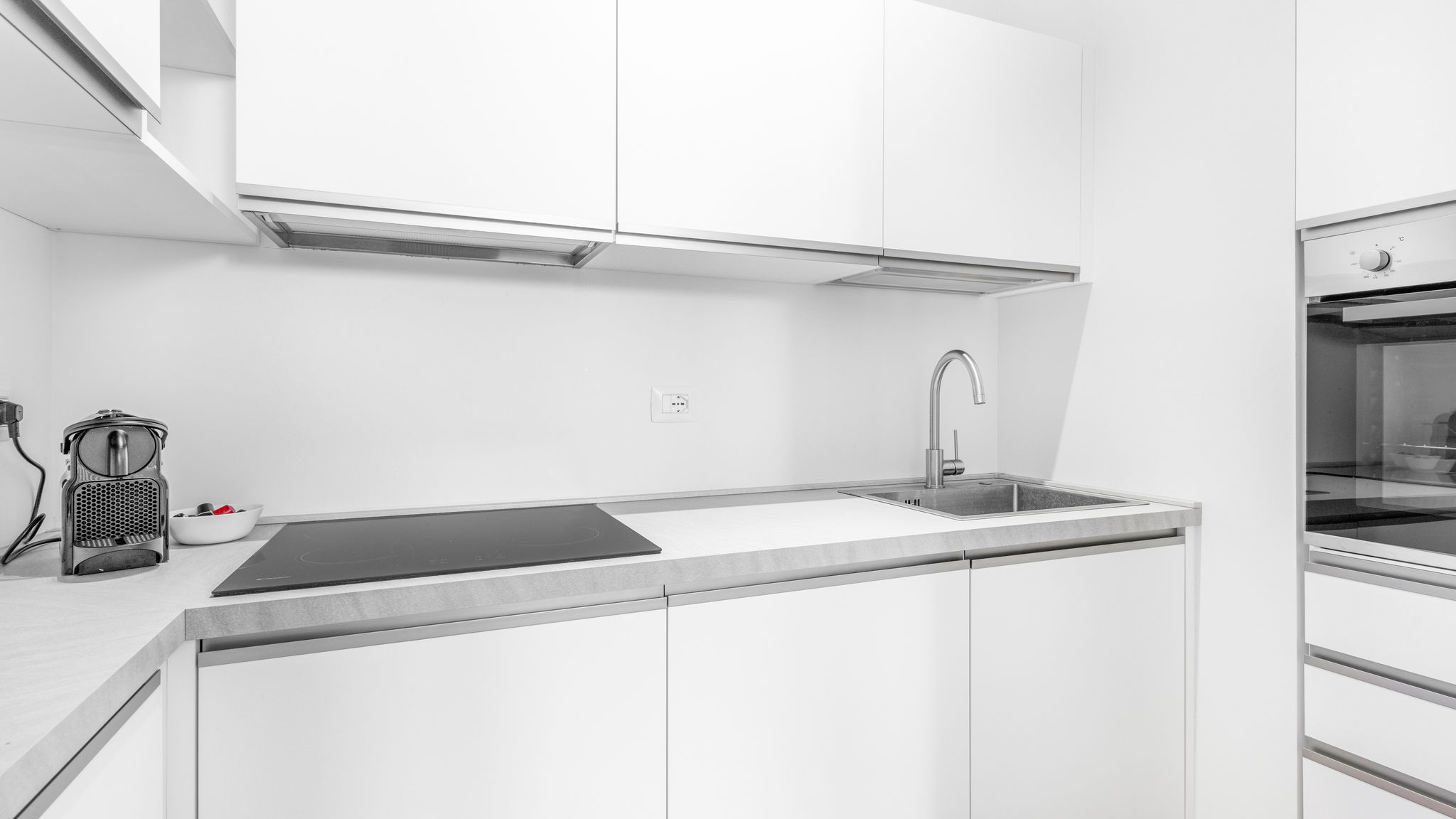 ITS HOME - Martiri Oscuri 10