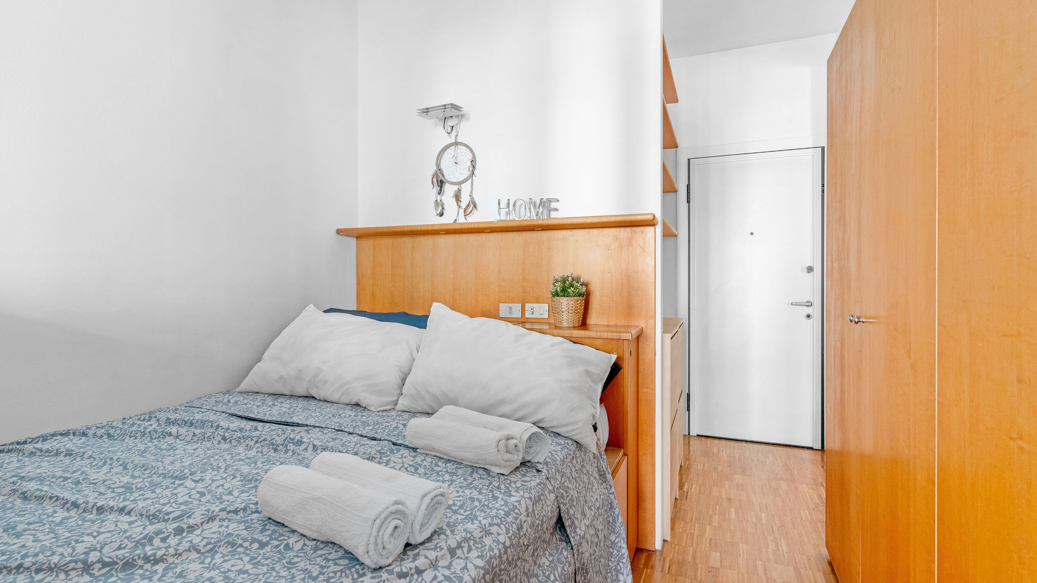 ITS HOME - Paullo 10