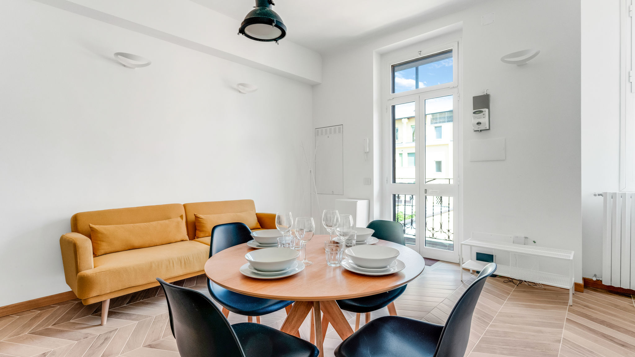 ITS HOME - Venini 54