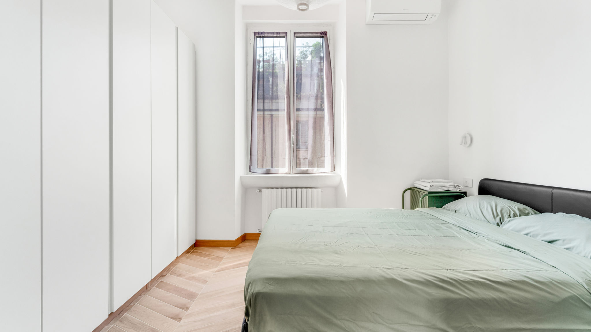 ITS HOME - Venini 54